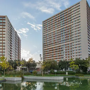 Your Parque Nacoes Апартаменты Лиссабон